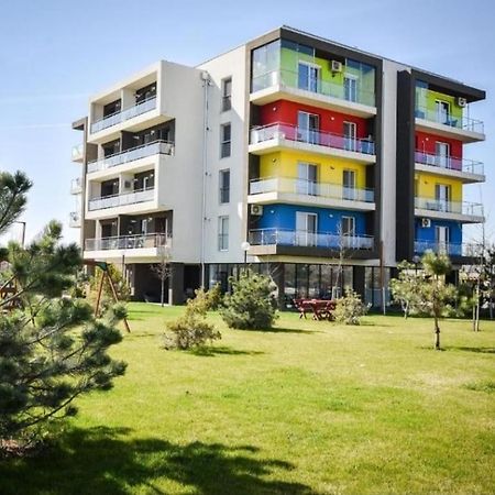 Tranzzit Airport Apartment II Otopeni Exteriör bild