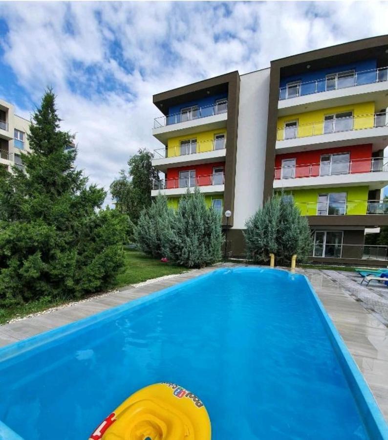 Tranzzit Airport Apartment II Otopeni Exteriör bild