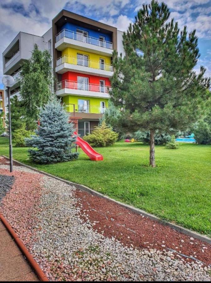 Tranzzit Airport Apartment II Otopeni Exteriör bild